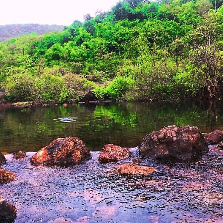 Harnai Rohan Homestay By Traviget Hospitality, Dapoli-Konkan מראה חיצוני תמונה