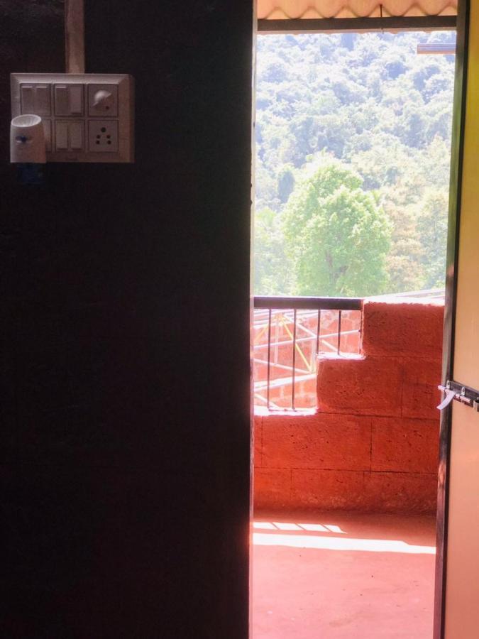 Harnai Rohan Homestay By Traviget Hospitality, Dapoli-Konkan מראה חיצוני תמונה